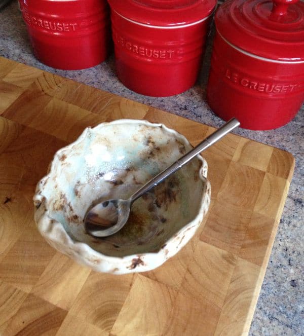 ceramic sugar bowl / spoon rest
