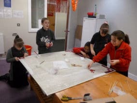 children_making_mosaic