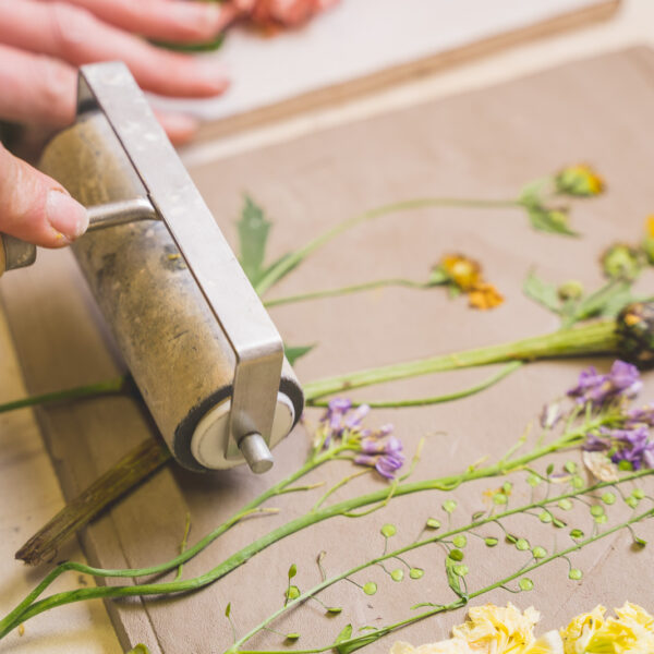 flower plaque workshop