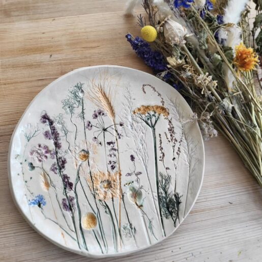 dried flower plate